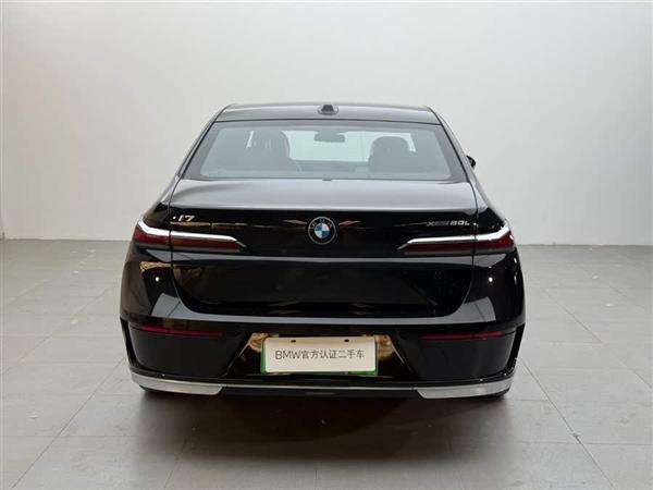 i7 2023 xDrive60L װ