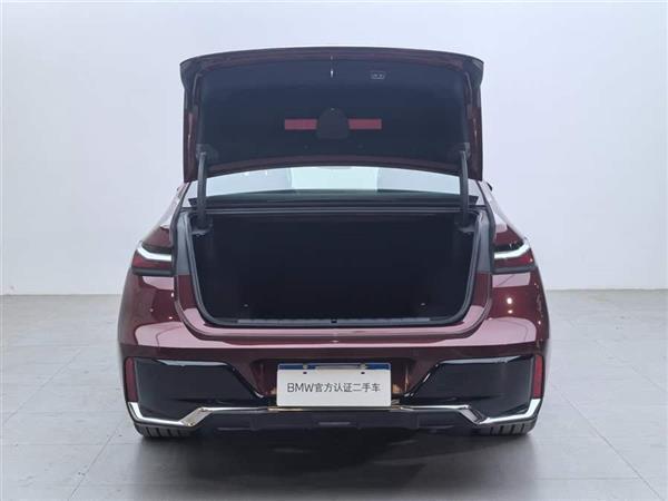 7ϵ 2023 740Li  M˶װ
