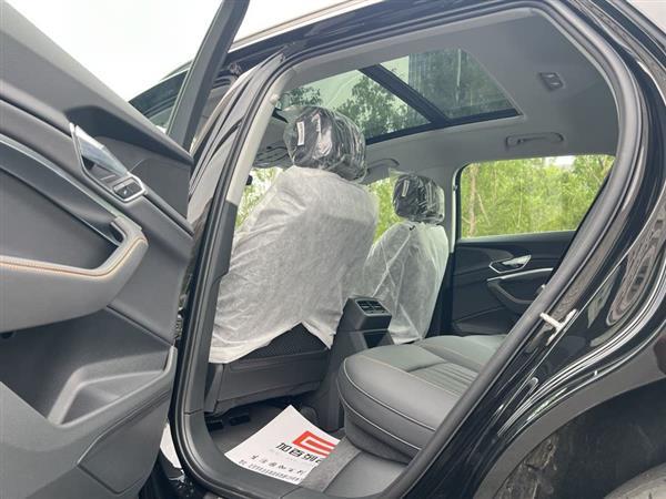µe-tron 2021 50 quattro 