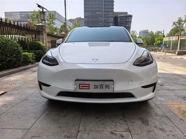 Model Y 2022 