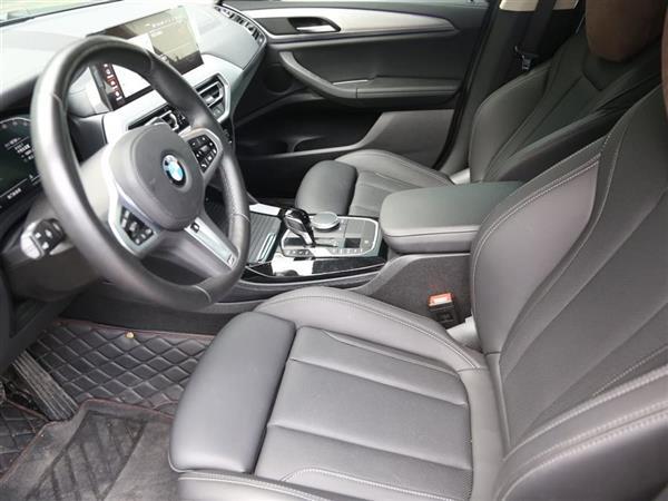 X4 2022 xDrive 30i M˶װ