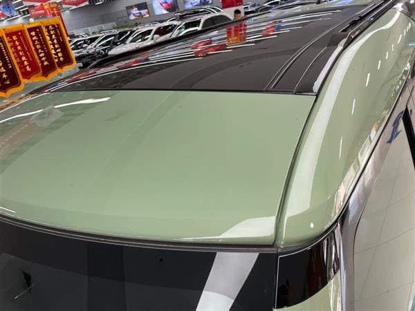 ·ʿ 2023 110 3.0T P400 75괫