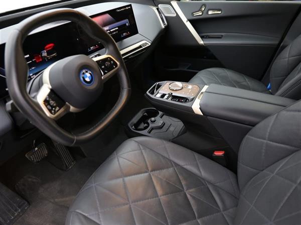 iX 2022 M60