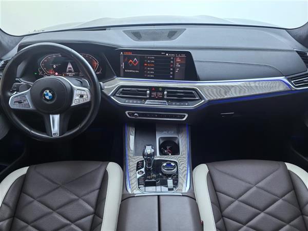 X5 2022 xDrive 40Li M˶װ