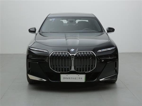 i7 2023 xDrive60L M˶װ