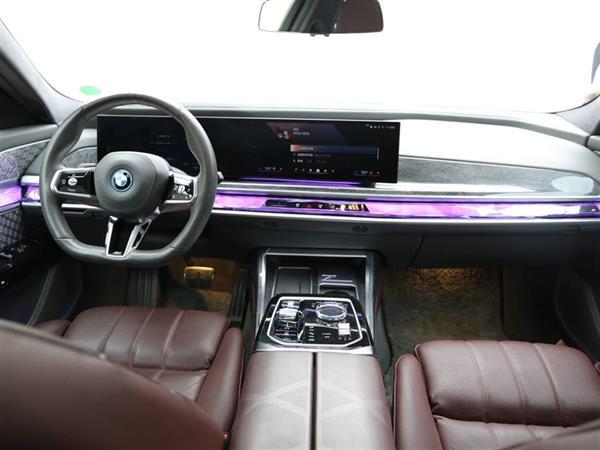 i7 2023 xDrive60L M˶װ