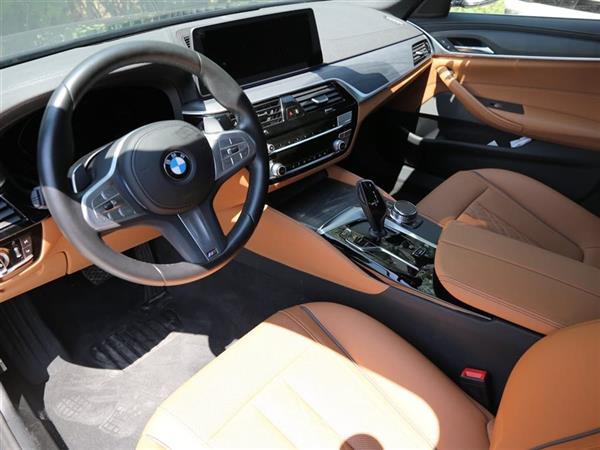 5ϵ 2022 Ŀ 530Li  M˶װ