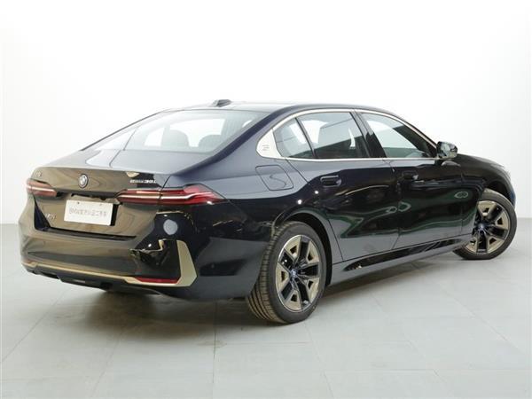 i5 2024 eDrive 35L  װ