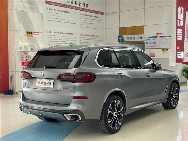 X5 2022 xDrive 40Li M˶װ