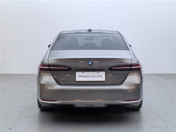 i5 2024 eDrive 35L  װ