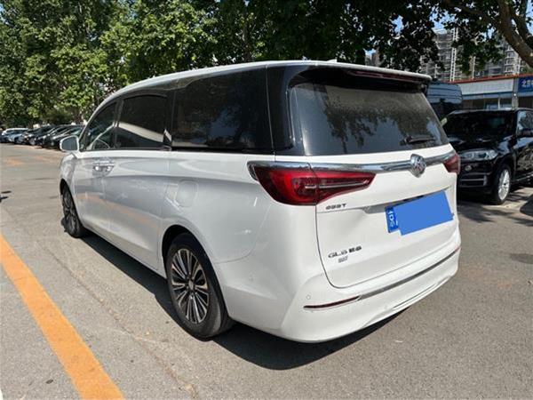 GL8 2022 ES½ 653T 
