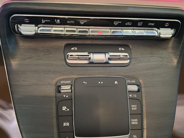 V 2024 V 300 L 