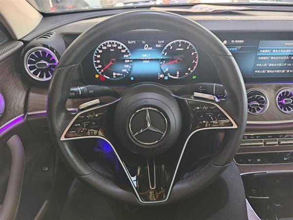 E 2022 E 300 L 