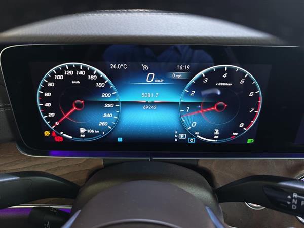 E 2022 E 300 L 