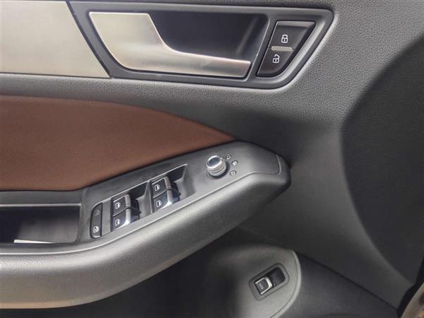 µQ5 2017 40 TFSI ȡ