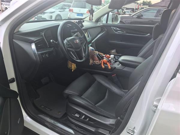 XT5 2016 28T 