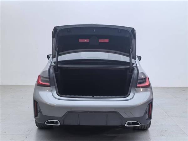 3ϵ 2025 325i M˶װ