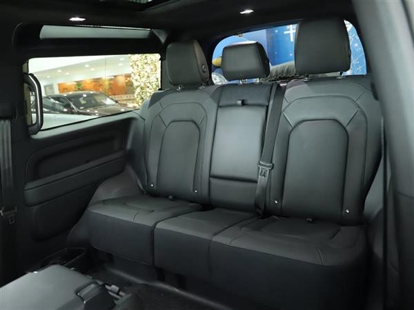 ·ʿ 2025 90 3.0T P400 X-Dynamic HSE