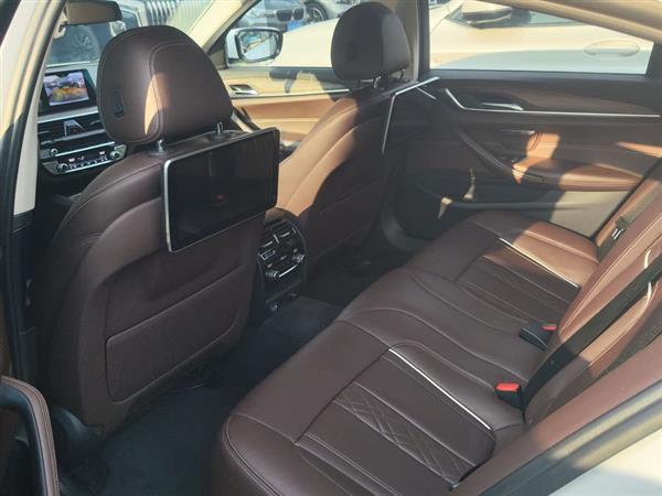 5ϵ 2018 Ŀ  530Li xDrive װ