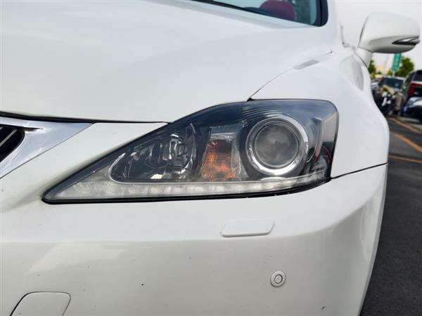 ׿˹IS 2011 250C