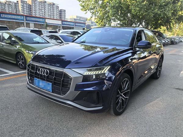 µQ8 2022 55 TFSI 