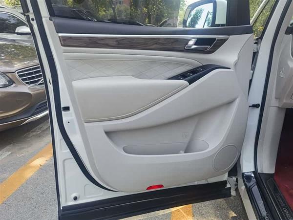 M8 2018 320T 콢