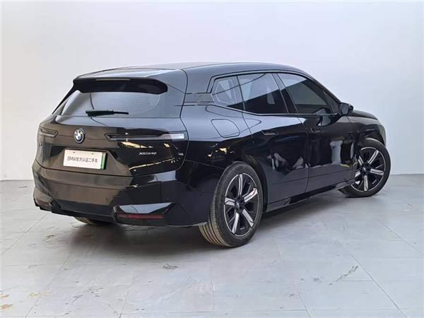 iX 2022 xDrive40