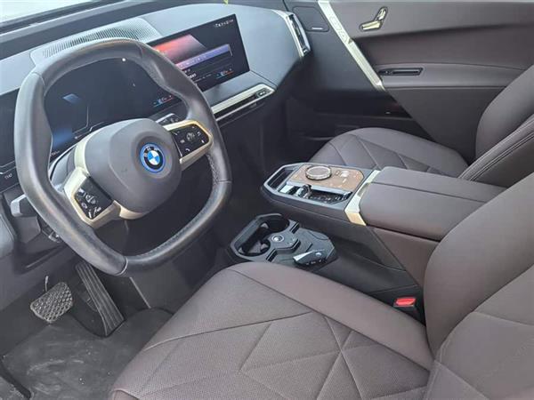 iX 2022 xDrive40