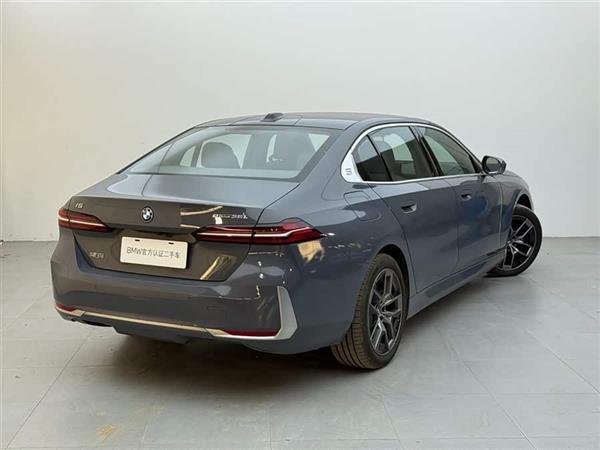 i5 2024 eDrive 35L  װ
