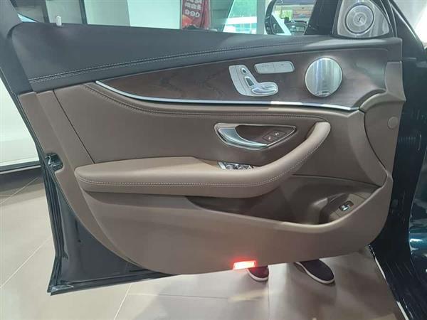 E 2023 Ŀ E 300 L ʱ