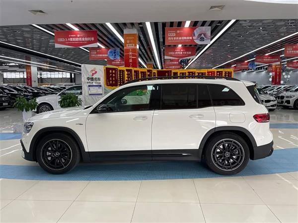 GLB AMG 2021 Ŀ AMG GLB 35 4MATIC