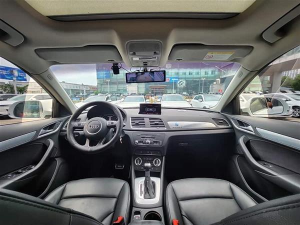 µQ3 2015 35 TFSI quattro 