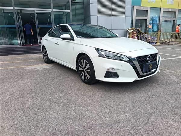  2020 2.0L XL Upper а