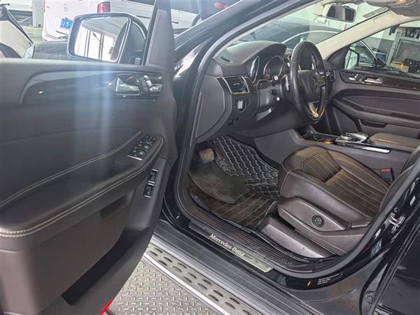 GLS 2018 Ŀ GLS 400 4MATIC