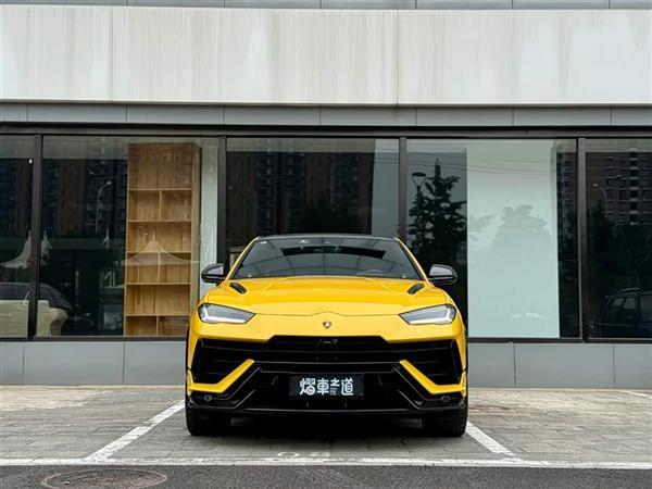 Urus 2022 4.0T V8 Performante