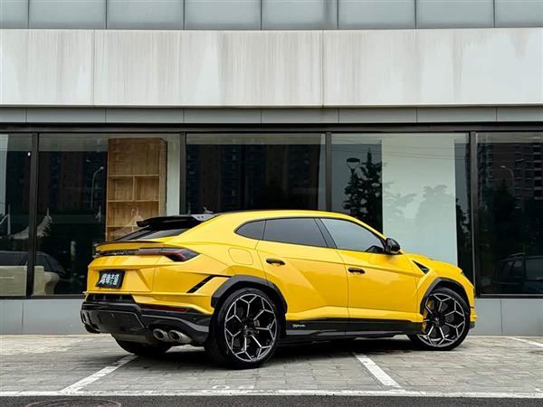 Urus 2022 4.0T V8 Performante