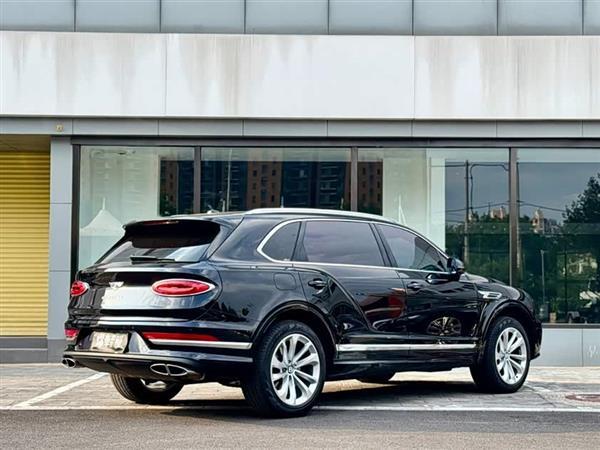 Խ 2024 4.0T V8 
