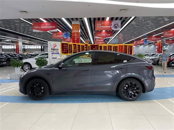 Model Y 2022 Ŀ 