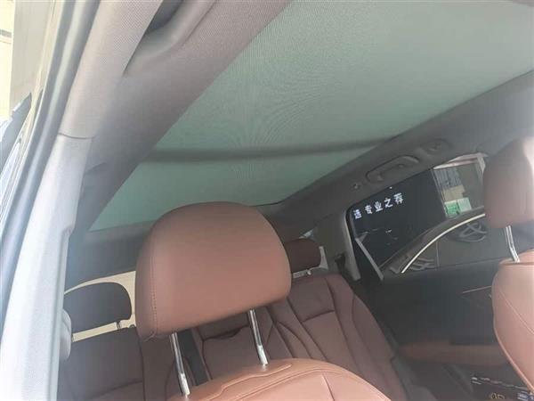 µQ7 2021 45 TFSI quattro S line˶