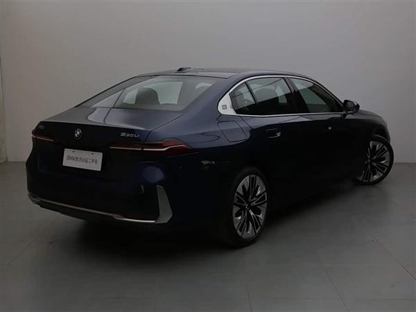 5ϵ 2024 530Li  װ