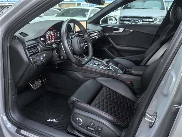 µRS 4 2019  RS 4 2.9T Avant