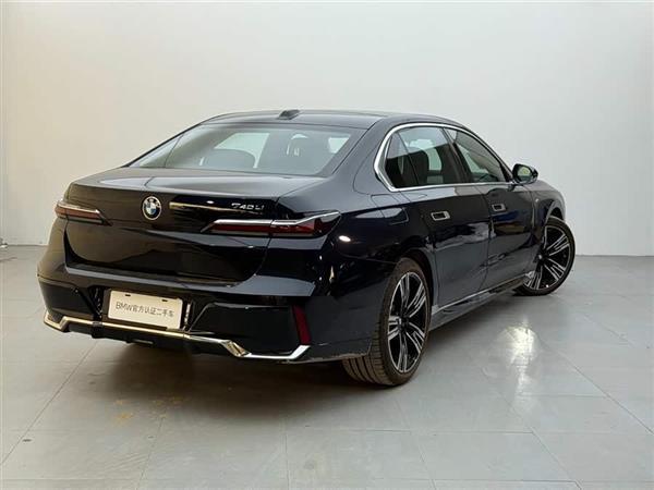 7ϵ 2023 740Li  M˶װ