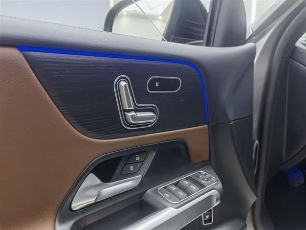 GLB 2023 GLB 220 4MATIC