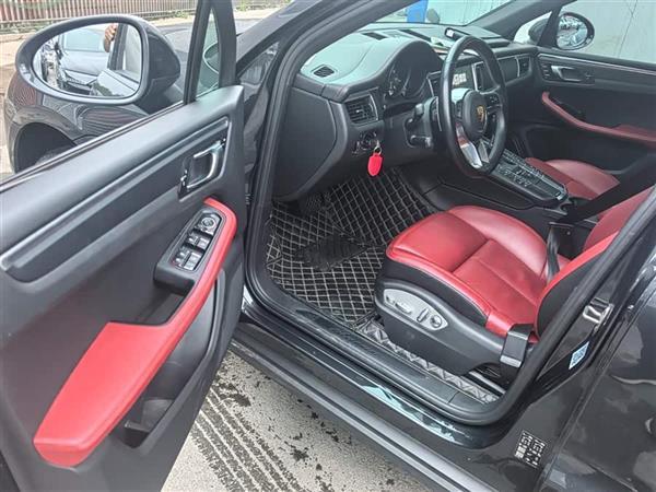 Macan 2017  Macan 2.0T