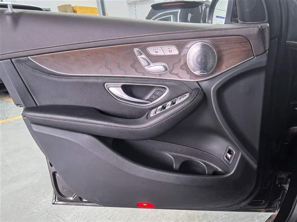 GLC 2020 GLC 260 L 4MATIC 