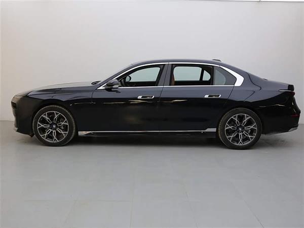 7ϵ 2023 735Li װ