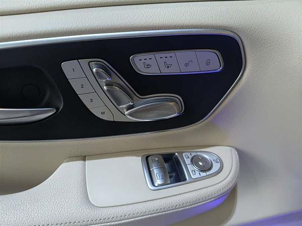 V 2024 V 300 L 