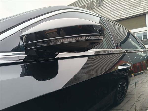 µA8 2023 A8L 55 TFSI quattro 콢