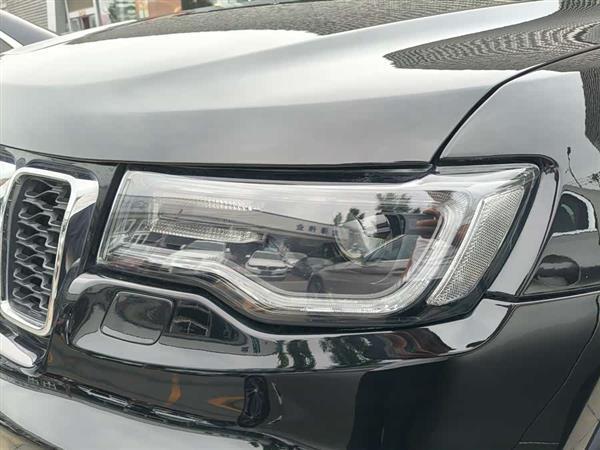 ŵ() 2017 3.0L 