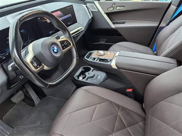iX 2022 xDrive50